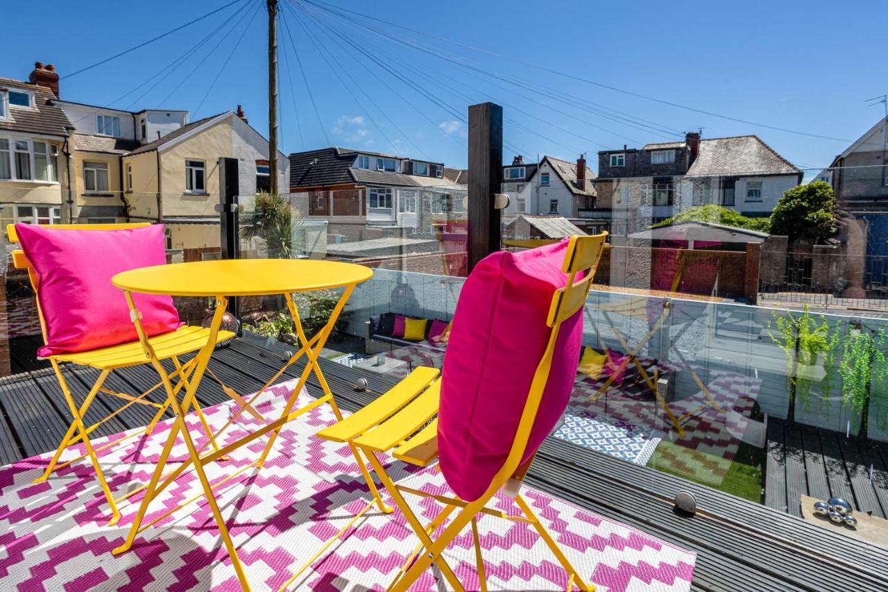 Empress Hall By Charles Alexander Short - Sleeps 20 Vakantiehuis Blackpool