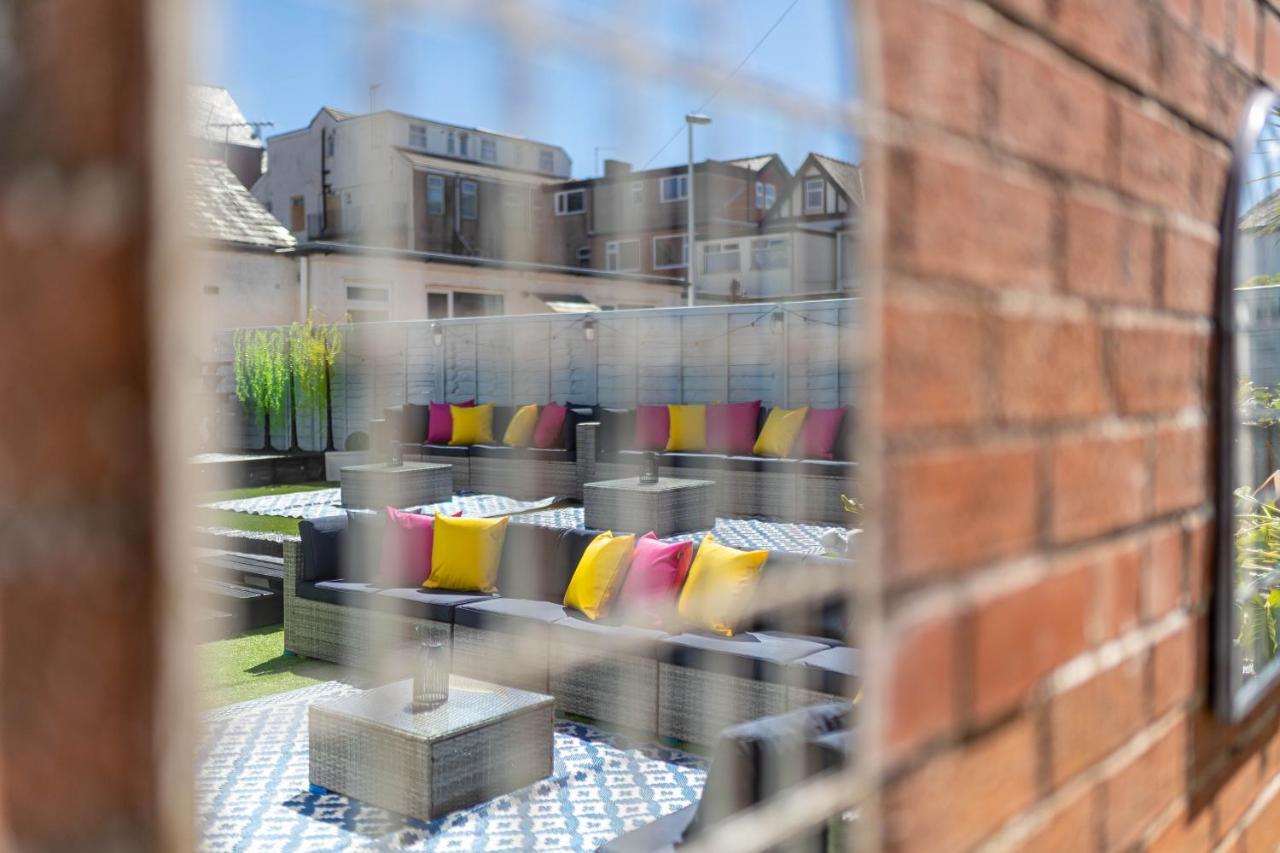 Vakantiehuis Empress Hall By Charles Alexander Short - Sleeps 20 *