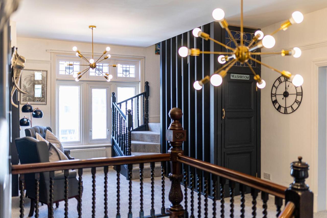 Vakantiehuis Empress Hall By Charles Alexander Short - Sleeps 20 *